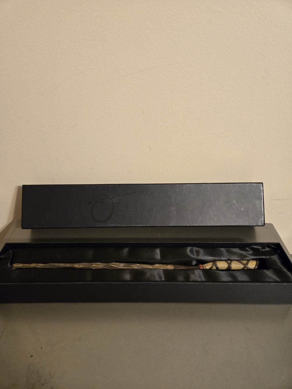 Authentic Ollivanders Birch Wand Wizarding World of Harry Potter Wand